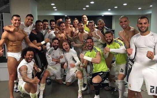 车辆处于静止状态被撞，是否应承担责任？